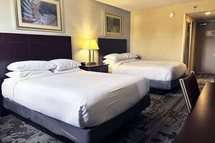 Room 9 of 26
